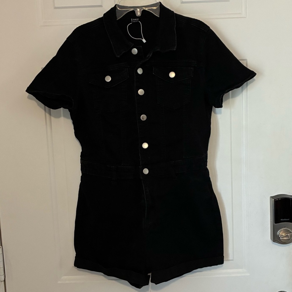 NWOT! SHEIN Black Short Sleeve Denim Romper - Picture 3 of 8